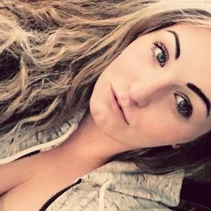 Meet your Posher, Brittney